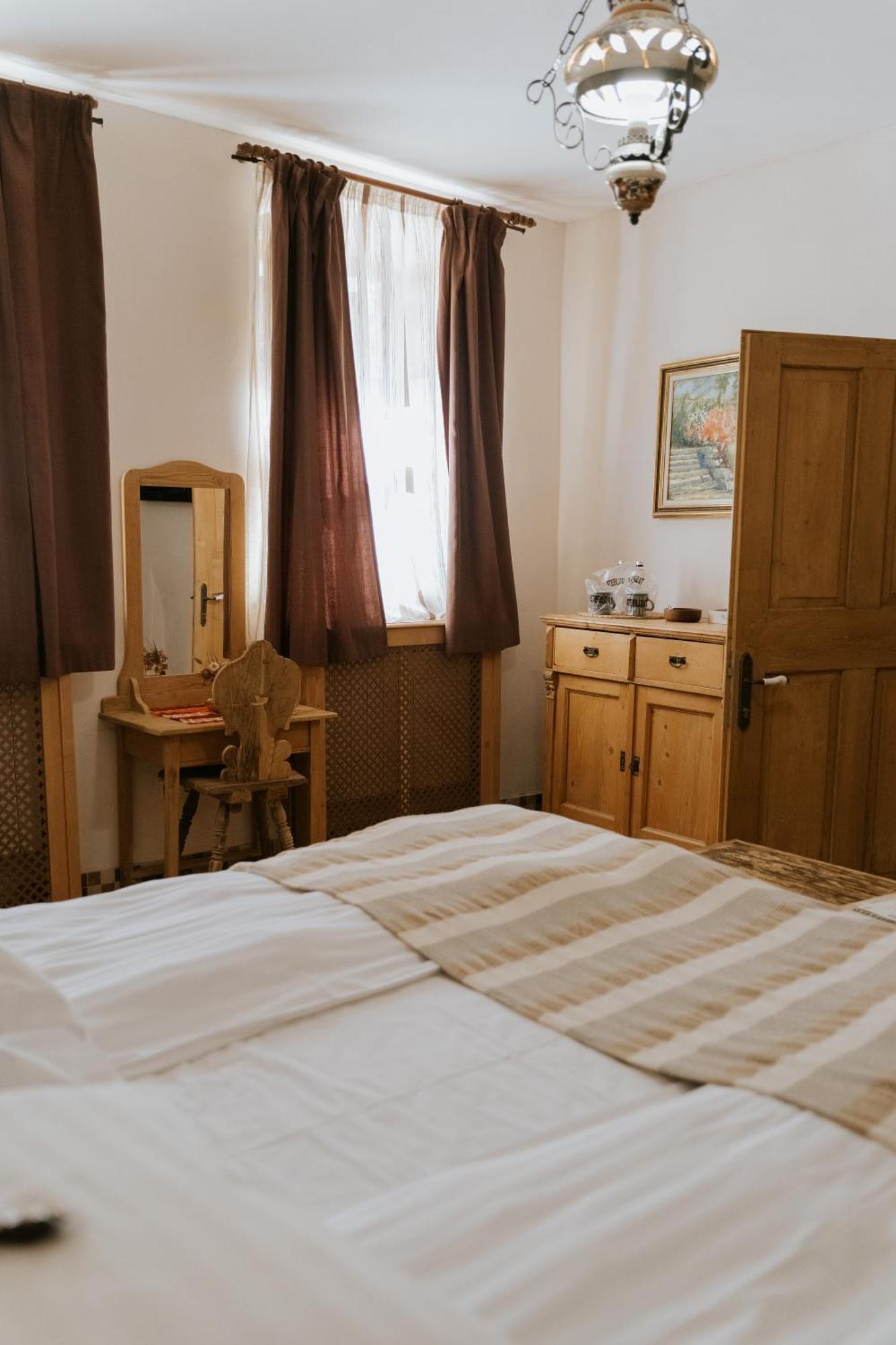 Fronius Boutique Residence Сигишоара Экстерьер фото